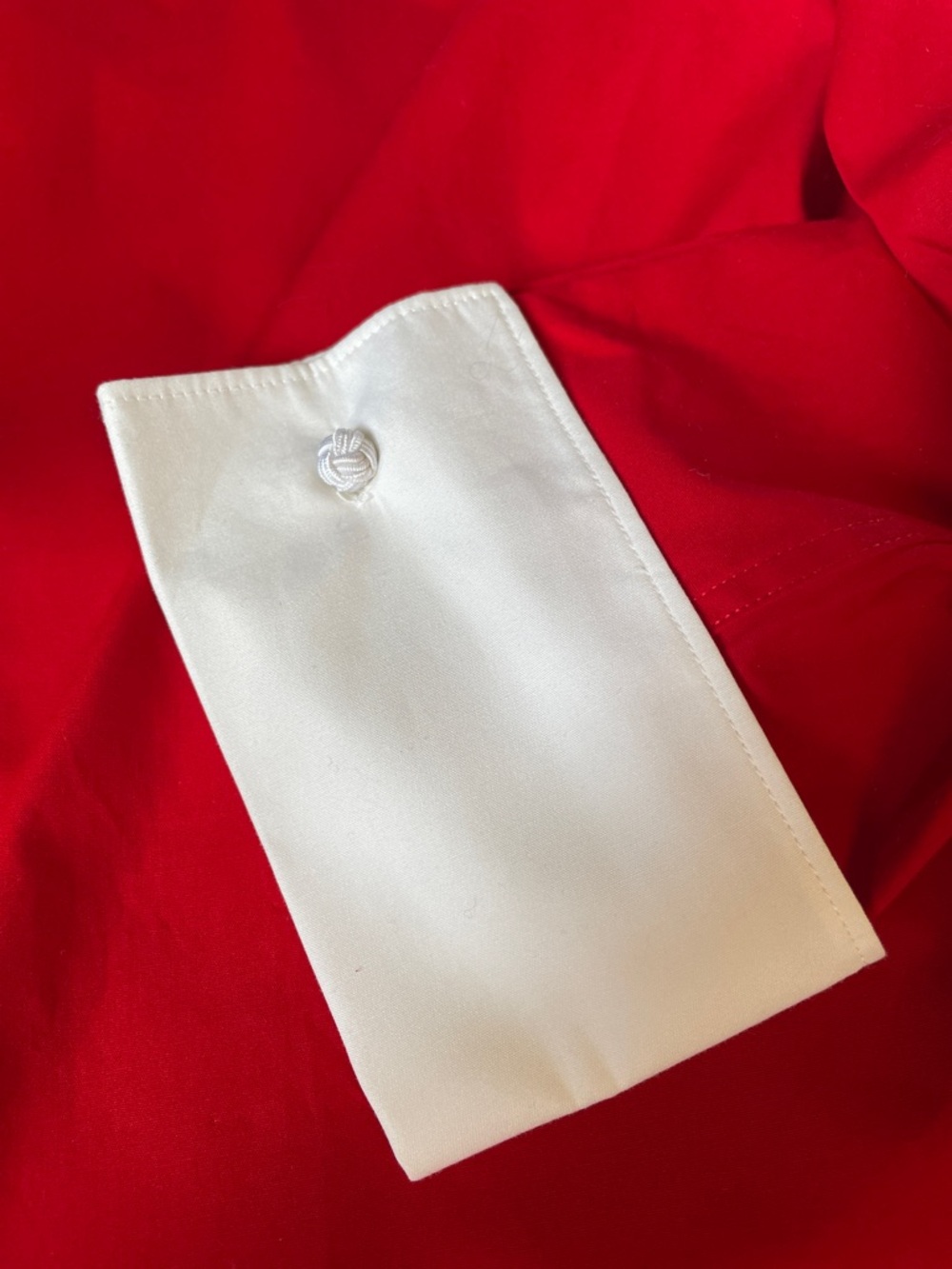 NWT Casual Corner Red Button-Down Shirt White Collar & Cuffs Size Large - Picture 6 of 9